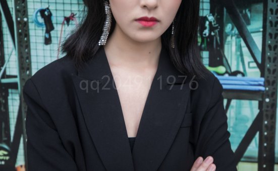 纳丝摄影 忆霜特殊的美妙长靴丝袜 [64P1V-1.08GB]