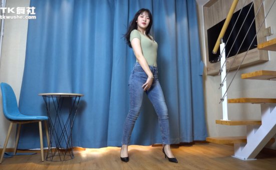 【4K热舞】欢欢 036期【2V-500M】