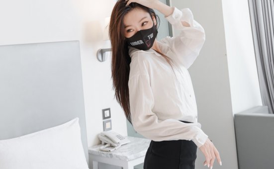 Limerence原创 NO.063 語葳女神 Jaly完美长腿 黑丝 OL诱惑[75P+1V／1.93GB]