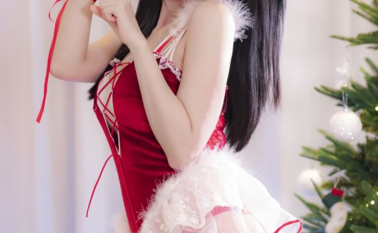 kyokyo沉迷汉堡王 – 圣诞写真 [19P-19MB]