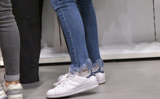 [YJ街拍]008 试衣间潜入[60P+1V-85MB]