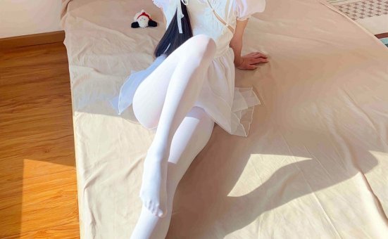 柴系小乖(稚乖画册) NO.022 — 夜夜 嬉戏 80d白丝 [74P+1V-368M]