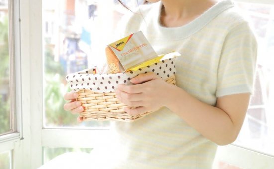 清爽干净美女丰满诱人写真图片