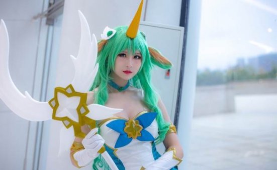 LOL星之守护者索拉卡cosplay图片