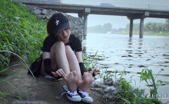 [Ligui丽柜] 2019.06.27 HD视频《青山绿水之环保天使》安娜 [1V-179M]