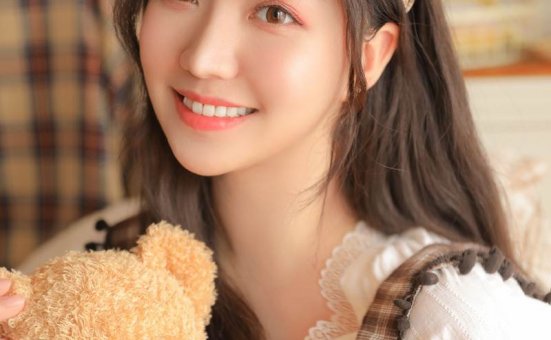 可爱美女少女温婉迷人写真图片