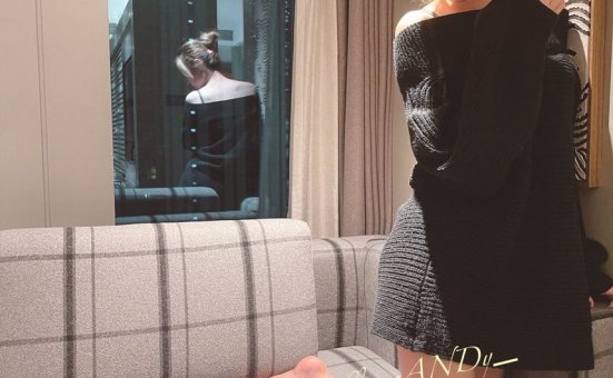 Callmecandy – 黑色性感美腿玉足 [36P-20MB]