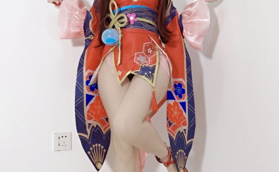 迷之呆梨 – 自撮り写真 花火 [66P+3V-631MB]