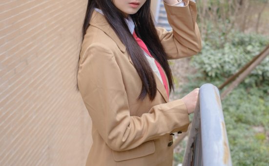 森萝财团赤西夜夜 – 万元私定 麻衣学姐恋足 [87P+1V-3.06GB]