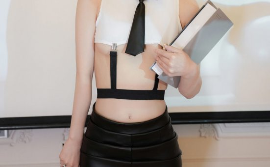 [XiuRen秀人网] 2024.10.28 No.9353 糖糖❤ [70+1P]