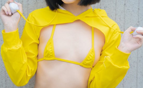 一只小栗奈-天台小雨衣[169P+1V-978MB]