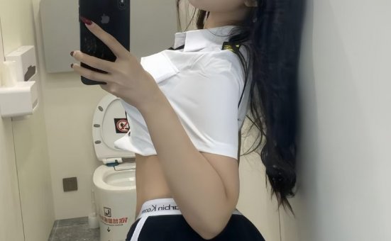 鹅鹅 – 空姐系列[5P+7V-76MB]