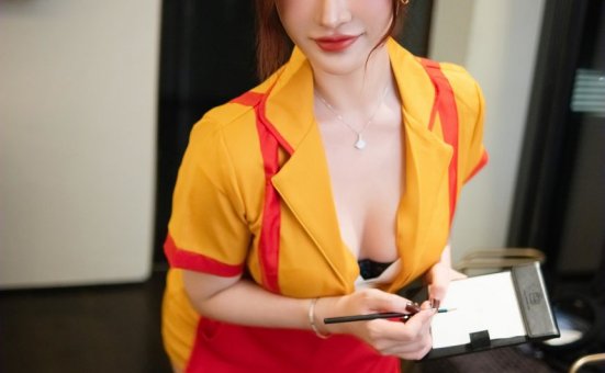 [XiuRen秀人网] 2025.01.02 No.9695 蕾蕾醒了没 [42+1P]