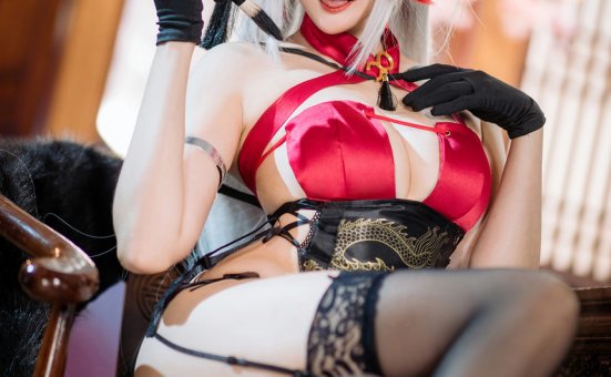 瓜希酱-虹色-埃吉尔·金龙腾祥云[30P-112MB]