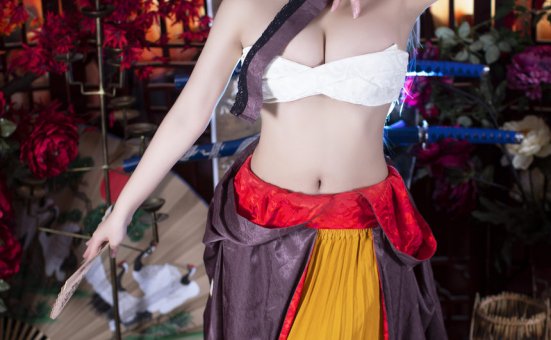 洛璃 LoLiSAMA –  碧蓝航线 让巴尔[44P-568.9M]