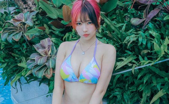 ElyEE子 –  Poolside Relaxation [31P+4V-99MB]