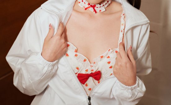 小和甜酒 – NO.019 白天鹅外卖[93P-1.11G]