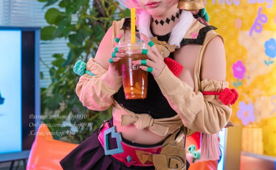 阿薰kaOri –  柴郡魔术师[83P+13V-1.45G]