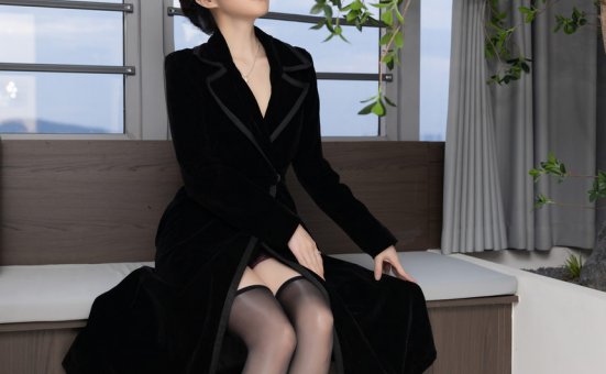 鱼子酱《未亡人》原版写真 [88P-1.37G]