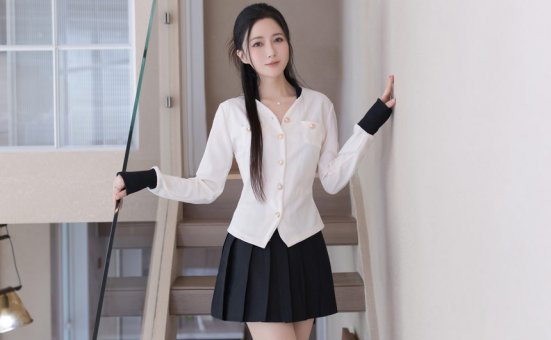 鱼子酱《姐姐》原版写真 [121P-1.31G]