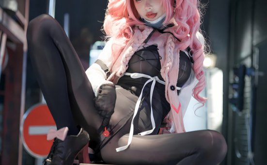 您的蛋蛋 –  交错战线 粉毛卡提娜[93P-671.9M]