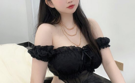 是依酱吖 –  黑狼[34P+2V-134.8M]