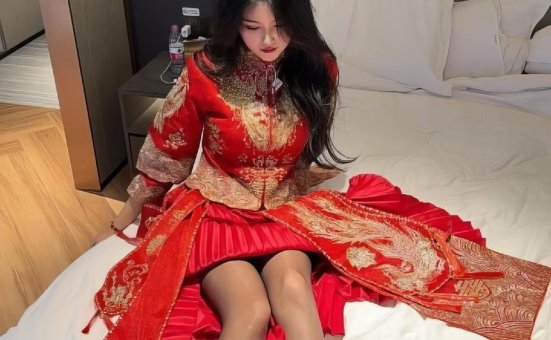 微密圈辰妈吖_新娘秀禾服 [8P+2V-128MB]