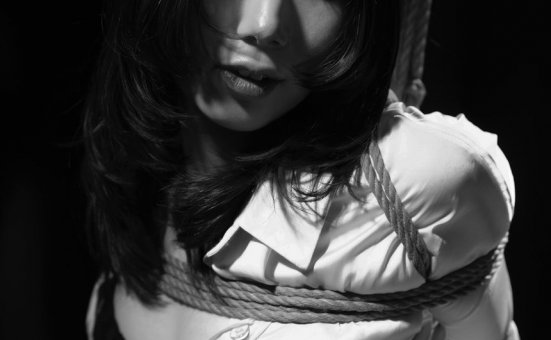 [Ligui丽柜] 2025.07.25 《绳缚裸形·窒息之舞》いけにえ [65+1P-45M]