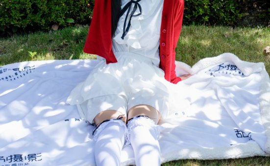 甜予摄影 No.197 小甜桃-皮鞋、大腿袜、裸足 [143P2V-9.52GB]