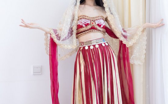 物恋传媒 No.2472 菜菜-高跟鞋、薄白丝、裸足 [265P1V-5.23GB]