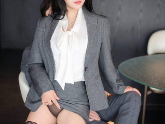 麦田《职业OL制服》原版写真 [88P-726MB]