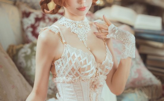 ElyEE子 –  2025年10月订阅 (4套)[145P+13V-744.1M]