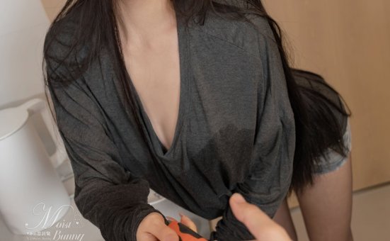 咬一口兔娘(Yiko湿润兔) – 2025年10月作品『水管工传说』[106P-347.4M]