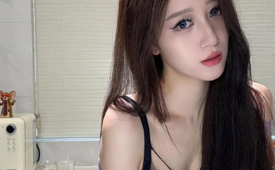 微密圈-唐十七[紫色蕾丝高开叉透视裙[12P+2V-616MB]