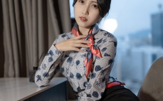 不呆猫 –  东航空姐制服[66P+1V-1.6G]