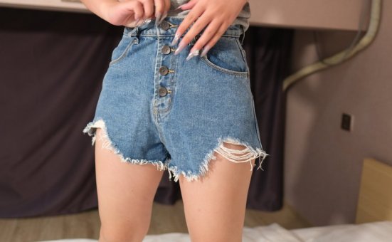 [ROSI写真]2025.11.07 NO.5086[51+1P／152MB]