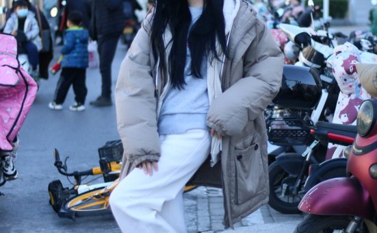 [织梦映像]NO.076 罗袜生尘-崎岖旅程沐光行 [278P1V-7.51GB]