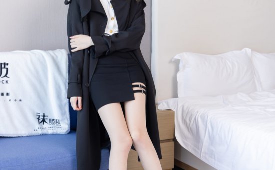 BoBoSocks袜啵啵 No.610 稚予-高跟鞋、薄肉丝、穿脱风衣 [143P1V-5.33GB]