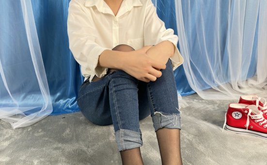 三禾摄影 No.041 牛仔裤 黑丝 帆布鞋 高跟 [239P1V-4.16GB]