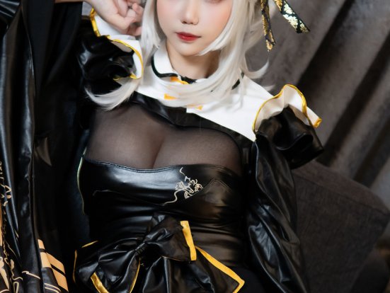 疯猫ss –  2025年05月会员合集 [60P+9V-448MB]