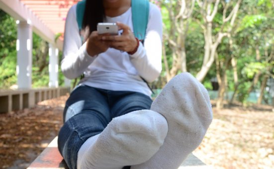 [战前女神] 恋足美腿棉袜女神级摄影套图 赠图 [40P+240M]